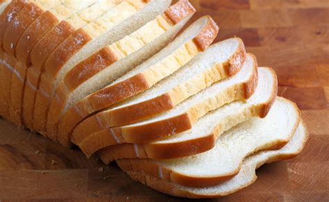 ICMR ने दी चेतावनी, कहा ब्रेड, मक्खन और कुकिंग ऑयल का अधिक सेवन बिगाड़ ...