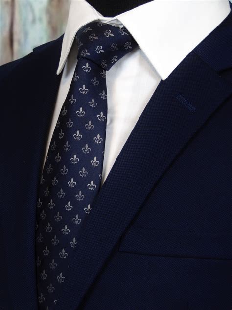 Silk Ties – Mens Fleur-de-lis Necktie