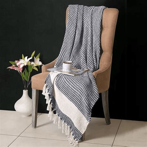 Baku Wool throws – Ode and Cleo