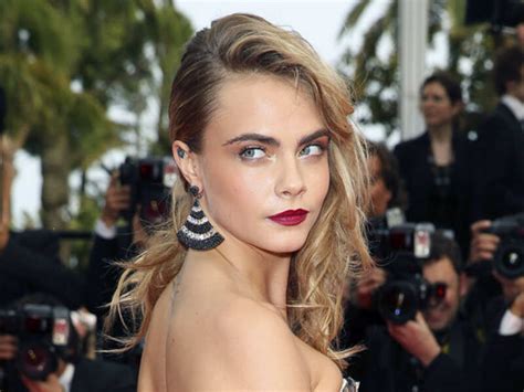 Cara Delevingne cries to distress herself | English Movie News - Times ...