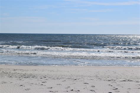 Pawleys Island beach access to remain closed through May 1 | WBTW