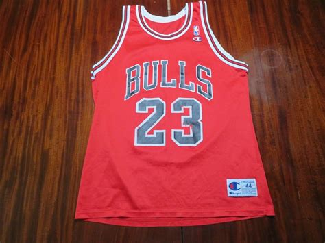Vintage Michael Jordan Champion Red Chicago Bulls #23 Jersey - Size 44 ...