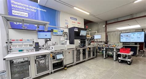 Une ligne de production 5.0 expérimentale développée par Englab et ...