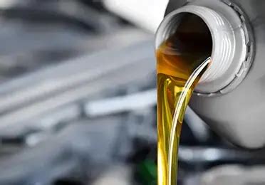 What Are Engine Oils Made Of? | Total India