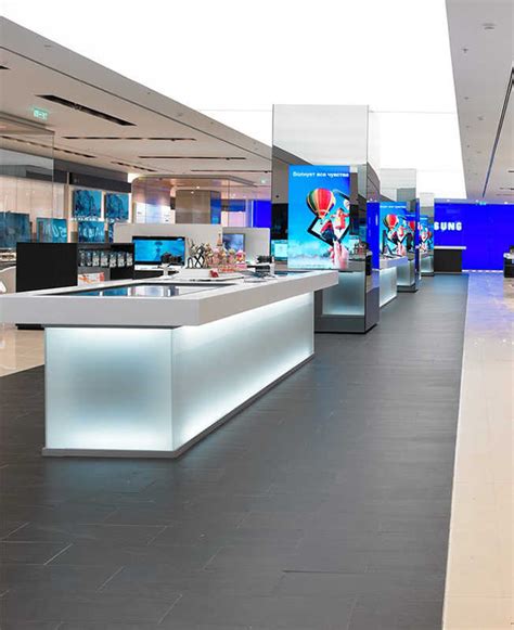 Computer Shop Table Design 的图像结果