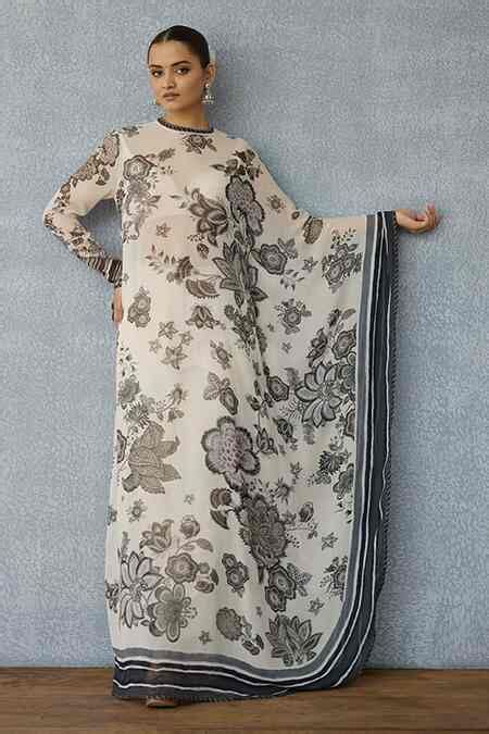 Buy White Georgette Embroidery Round Neck Kalamkari Navanya Kaftan Set ...