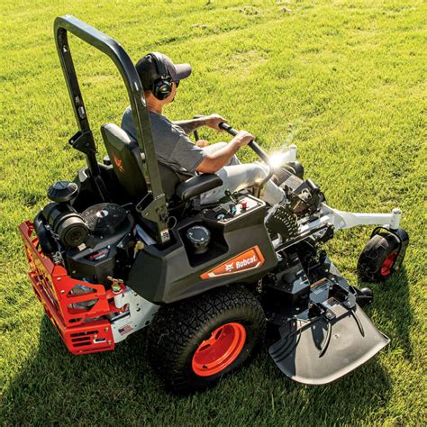 Bobcat ZT7000 Zero Turn Mower | Delecca's