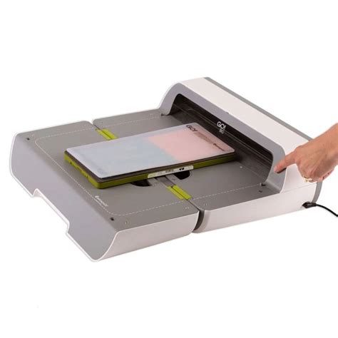 Go Bolt Electric Fabric Cutter Videos 的图像结果