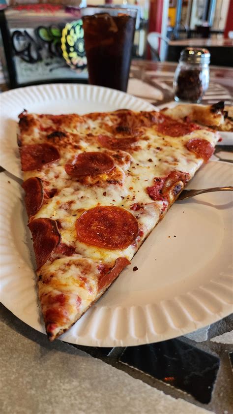 Great Pizza in Downtown Nampa, Idaho - Treasure Valley Dave