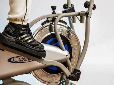 Cross trainer: Burn fat & lose weight with the help of these popular ...