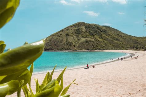 Tanjung Aan Beach in Lombok: The ultimate guide | Lombok, Beach, Most beautiful beaches