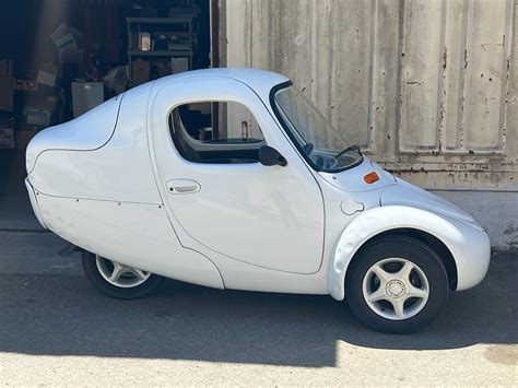 The "Joys" of repairing and upgrading an abandoned Corbin Sparrow | DIY Electric Car Forums