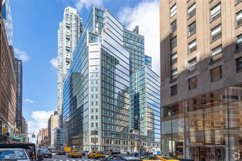 3 Columbus Cir, New York, NY 10019 - Emerge212 Workspaces | LoopNet