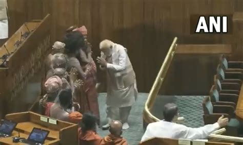 PM Modi receives blessings of seers of different... ... New Parl ...