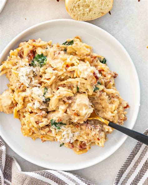 Slow Cooker Creamy Tuscan Chicken Orzo - Jo Cooks