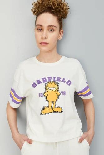 Buy Sports Tshirts for Women Online at Best Price | Max Fashion