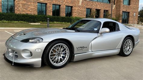 1999 Dodge Viper 1999 Dodge Viper | DuPont REGISTRY