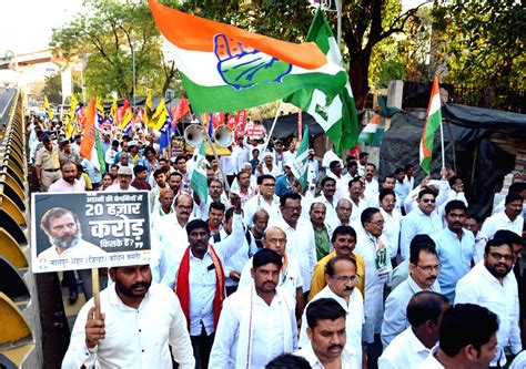 : Nagpur: Congress, CPI(M) and AAP workers take out a rally in support ...