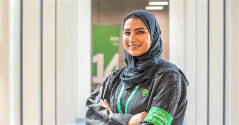 Emirati woman pilot urges volunteers to come on board for Expo 2020 ...