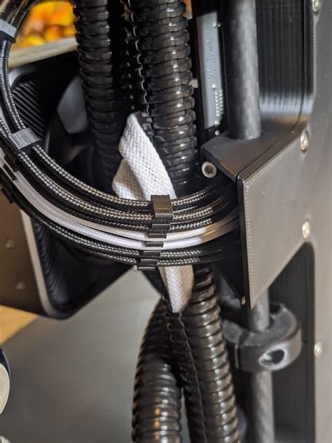 3D printed Cable management system and cable combs are working well : r ...