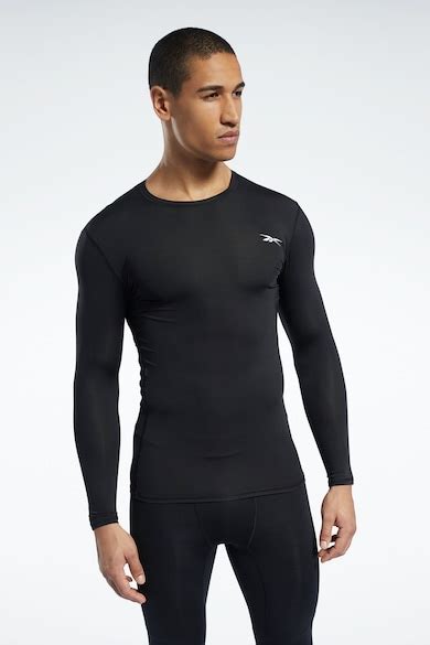 Reebok India Official | Reebok Men T Shirt Online at reebok.abfrl.in ...