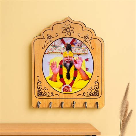Premanand Maharaj Ji Wooden Wall Key Holder with Photo Frame | Love ...