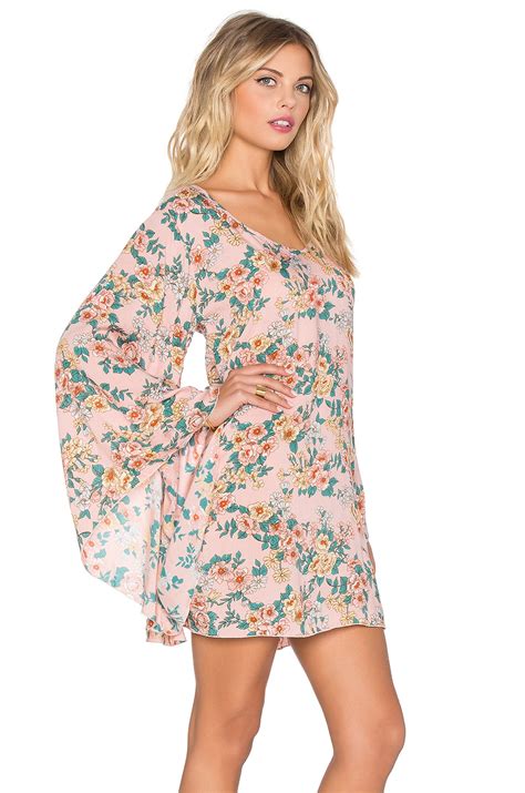 AUGUSTE Bell Sleeved Shift Dress in Musk Boho Blooms Floral | REVOLVE