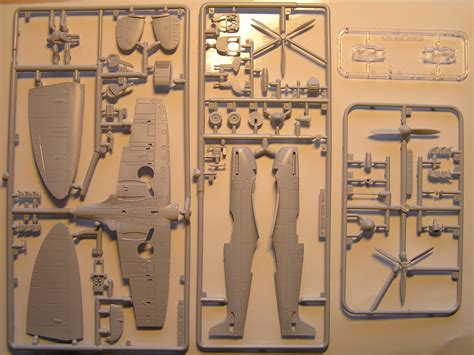 Basic Plastic Model Building 的图像结果