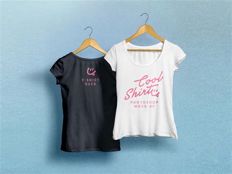 Free Woman T-Shirt Mockup (PSD)