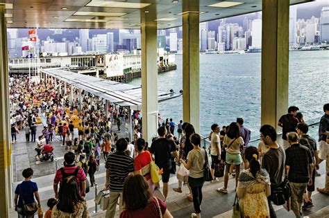 Copyright Free Society Picture 的图像结果