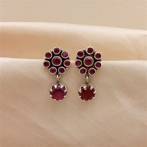 Passionately Red Crimson Elegance – Pratha - Jewellery Studio