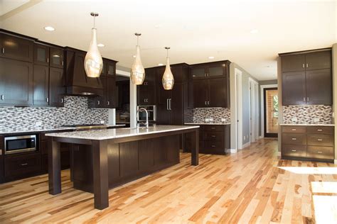 Light Oak Cabinets With Dark Floors at Zoe Salazar blog