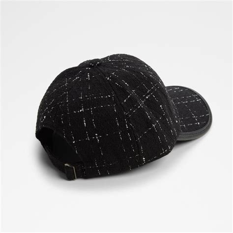 Buy trendy Hats & Scarves for Women Online |Aldo Shoes