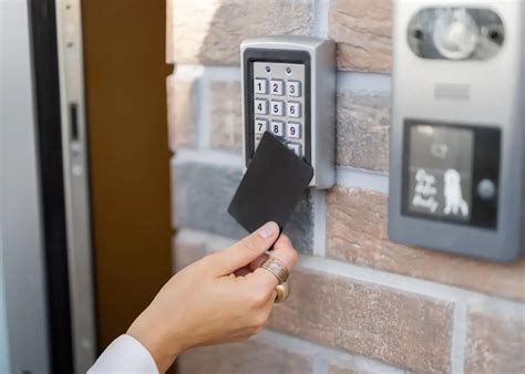 Stack On Electronic Lock Problems 的图像结果