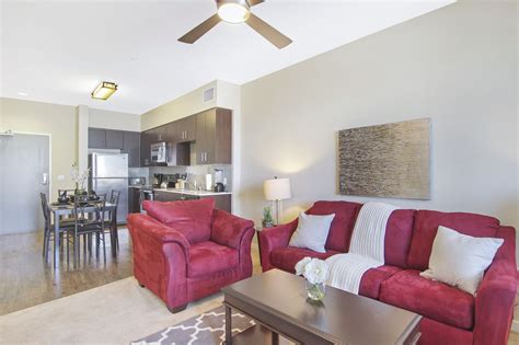 Corporate 1BR Apartment in LA | Wilshire La Brea