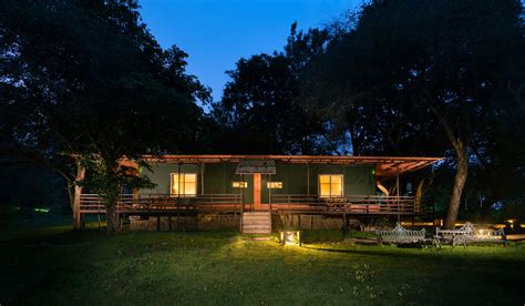 Deluxe Tents in Jungle Hut | Resort in Masinagudi