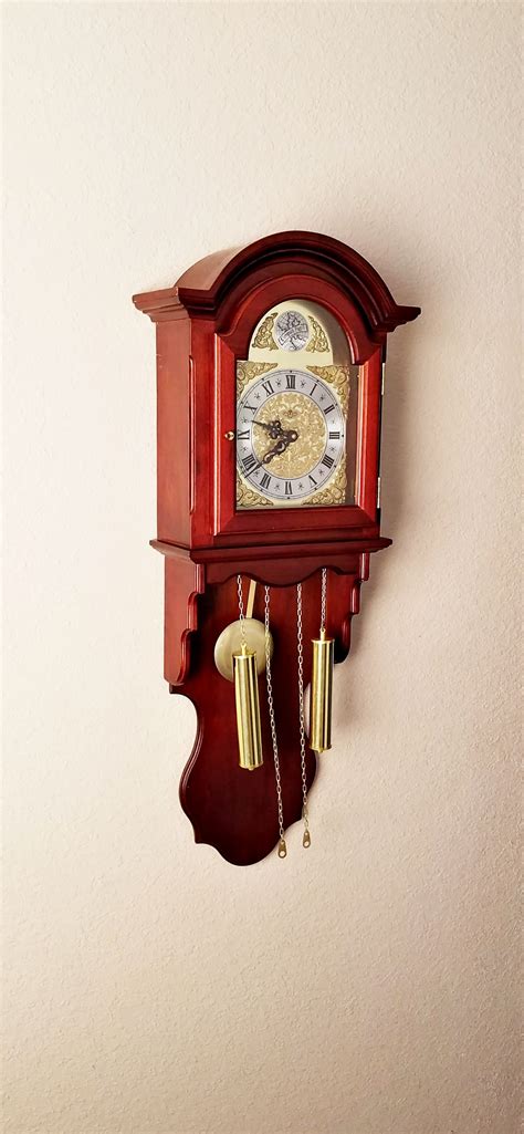 Wall Clock Restorations 的图像结果