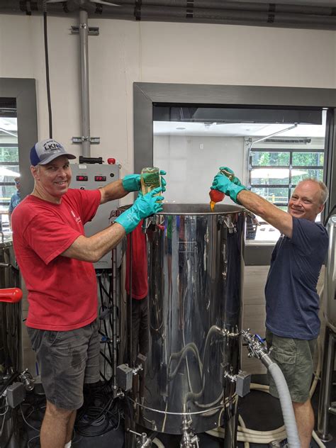 About Us - Lake Norman Brewery