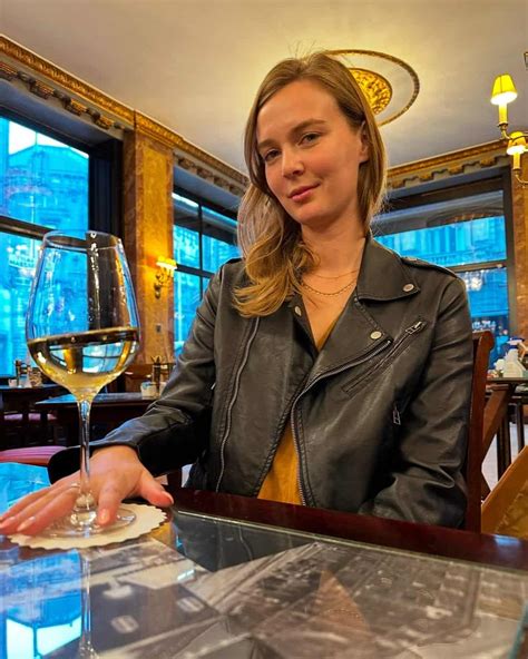 Stella Sedona - Age, Height, Net Worth, Husband, Facts, Wiki, Bio