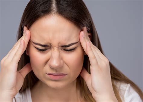 5 Proven Tips to Instantly Relieve Migraines at Home – Innate Splendore