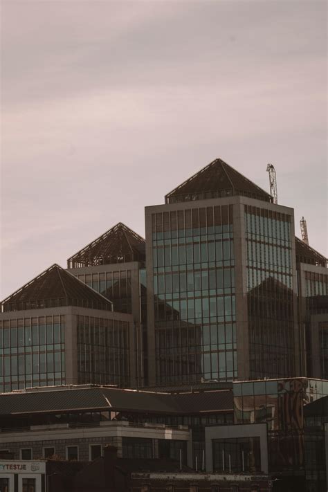 Commercial Real Estate Pictures 的图像结果