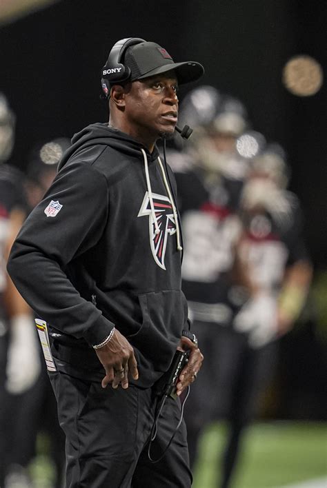"The Kitchen Is Getting Hot Over There": Falcons Icon Speaks Out On ...