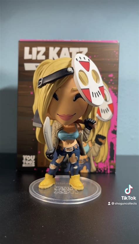 My Liz Katz youtooz came in the mail today : r/Youtooz