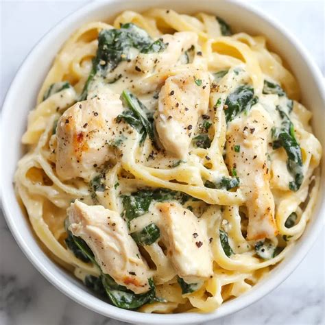 Spinach Chicken Alfredo Delight - Recipes Time