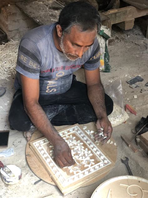 Bone Inlay Leaf Tray - Pink – CasaGold
