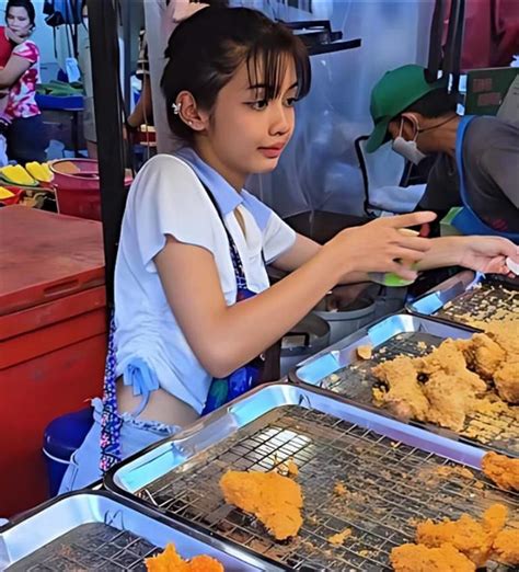 Blackpink’s Lisa has a lookalike: 17-year-old Thai fried food seller ...