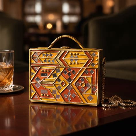 Party Lippan Art Box Sling Bag – New Leaf