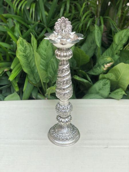 Diya Stand – Barn 14