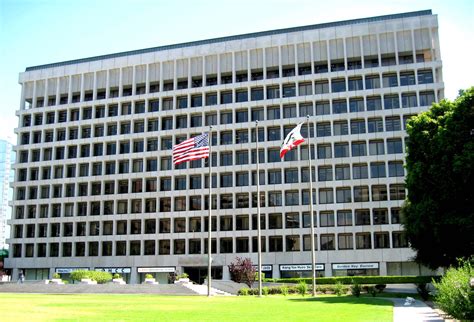 Beer And Wine License California: How To Get A Commercial Real Estate License In California