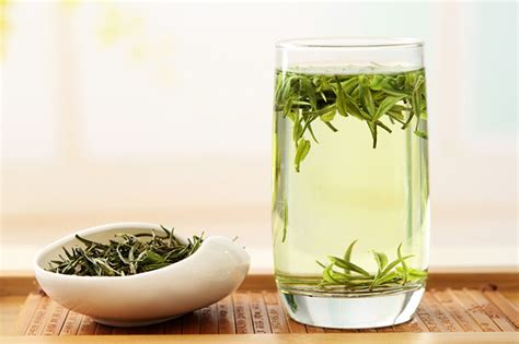 浙江安吉-白茶网是白茶产业服务平台，为宣传原产地的安吉白茶品牌、安吉白茶价格，服务茶农茶企